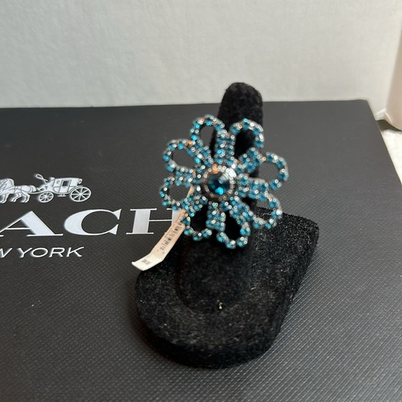 Coach Rare Blue Statement Ring with Floral Design - Picture 2 of 9